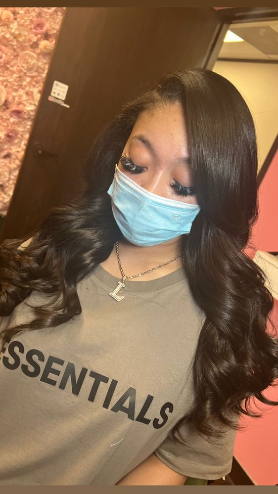 Tape In / Hair Extension Expert <3